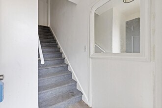 2745 Harlan Dr in East Point, GA - Building Photo - Building Photo