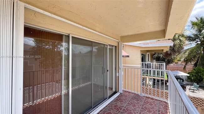 4670 NW 79th Ave in Doral, FL - Building Photo - Building Photo
