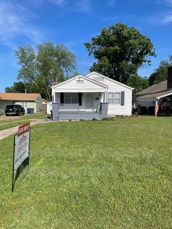 1227 S College Ave in Tulsa, OK - Building Photo - Building Photo