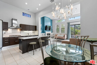 12940 Discovery Creek in Los Angeles, CA - Building Photo - Building Photo