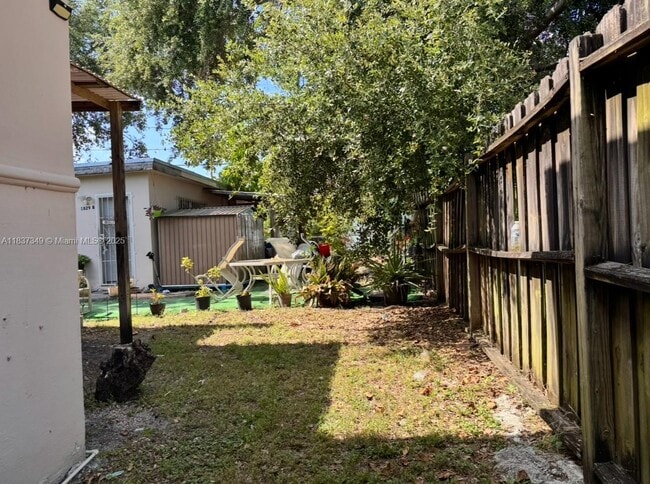 1829 NW 50th St in Miami, FL - Building Photo - Building Photo