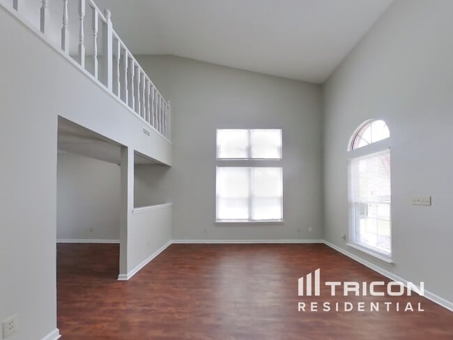6407 Perry Pines Ct in Indianapolis, IN - Building Photo - Building Photo