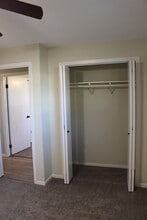 1061 Terrace Dr in Onalaska, WI - Building Photo - Building Photo