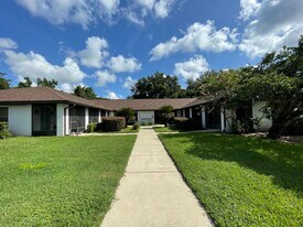 The Vanda Apartments | 1 & 2 Bedroom Apart in Apopka, FL - Building Photo