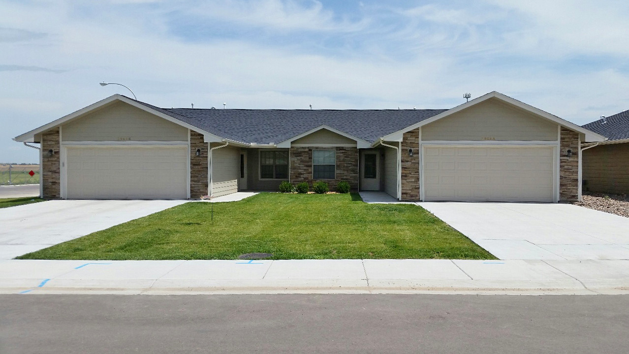 Pioneer Estates in Garden City, KS - Building Photo