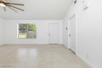 18554 Zinnia Rd in Ft. Myers, FL - Building Photo - Building Photo