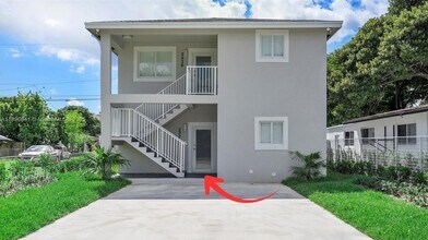 2924 NW 58th St in Miami, FL - Building Photo - Building Photo