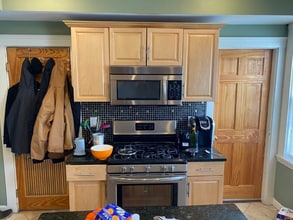 19 Pleasant St, Unit 2 in Boston, MA - Building Photo - Building Photo