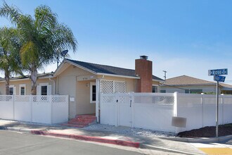 4766 63rd St in San Diego, CA - Building Photo - Building Photo