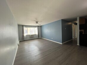 255 Elmwood Ave in Lake Geneva, WI - Building Photo - Building Photo