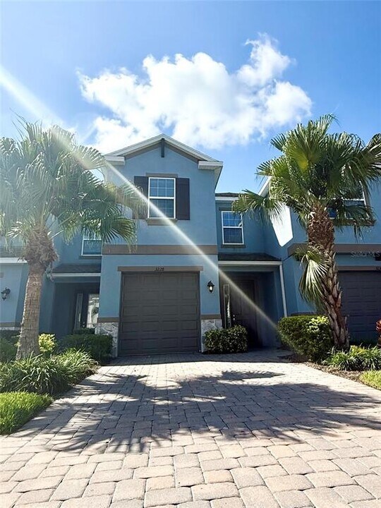 3228 Painted Blossom Ct in Lutz, FL - Building Photo