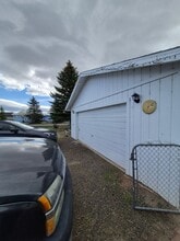 270 Hunter Dr in Alturas, CA - Building Photo - Building Photo