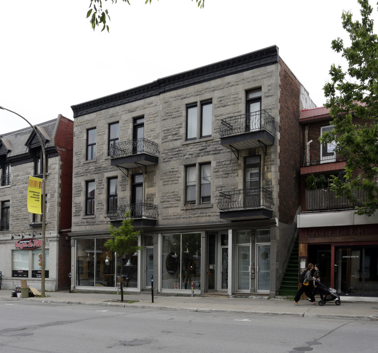 5294-5302 Saint Laurent Boul in Montréal, QC - Building Photo