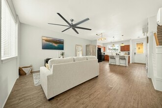 724 Kakala St in Kapolei, HI - Building Photo - Building Photo