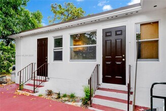1245 NE 117th St in Miami, FL - Building Photo - Building Photo