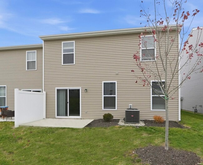 3595 Canal Square Dr in New Haven, IN - Building Photo - Building Photo