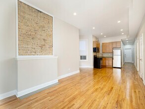 1306 S Fairfield Ave in Chicago, IL - Building Photo - Building Photo