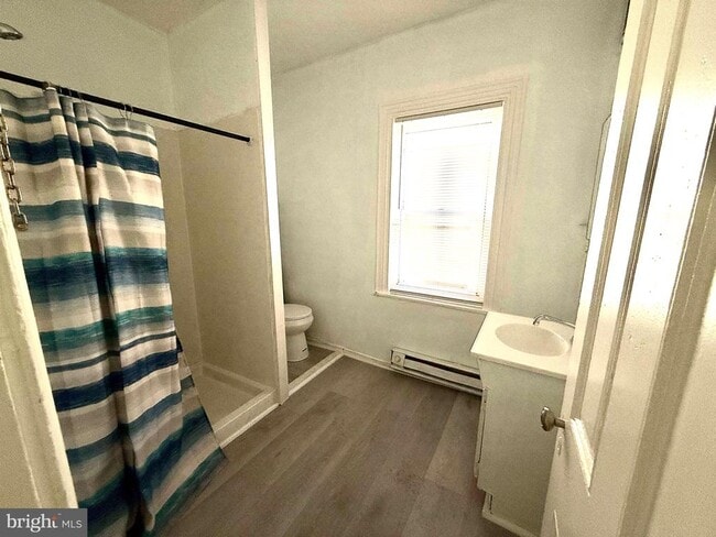 property at 2013 W Stella St