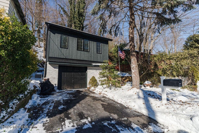 property at 94 Valley Ave