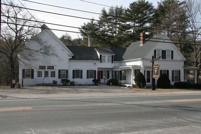 235 Washington St in Pembroke, MA - Building Photo - Building Photo