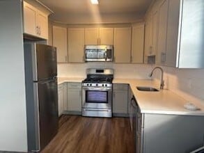 116 Waverly Ave, Unit 1 in Patchogue, NY - Building Photo - Building Photo