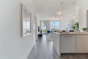 111 SE 1st Ave in Delray Beach, FL - Building Photo