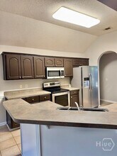 121 Laurenburg Dr in Richmond Hill, GA - Building Photo - Building Photo