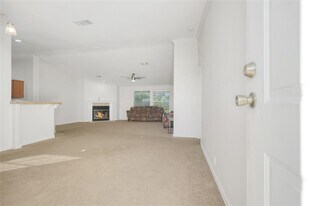 15926 Millers Landing Dr in Houston, TX - Building Photo