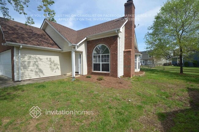 4301 Emerald Ln in Indian Trail, NC - Foto de edificio - Building Photo