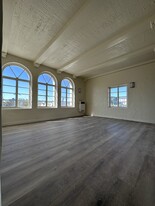 3339 W 8th St, Unit 302