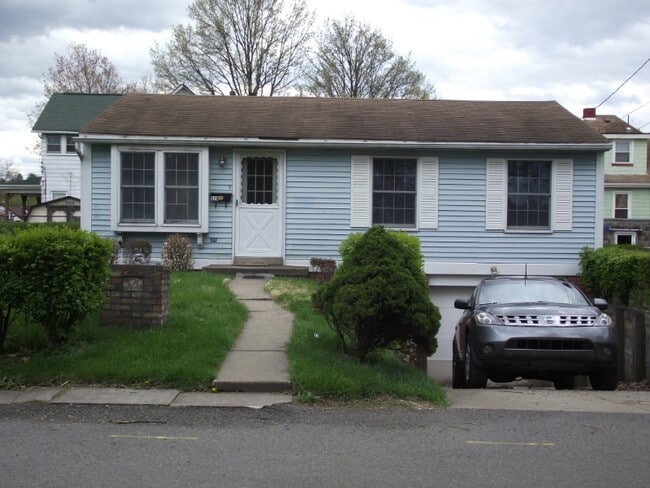 property at 320 Dawson Ave