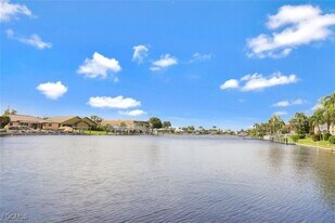 1835 Beach Pkwy W in Cape Coral, FL - Building Photo