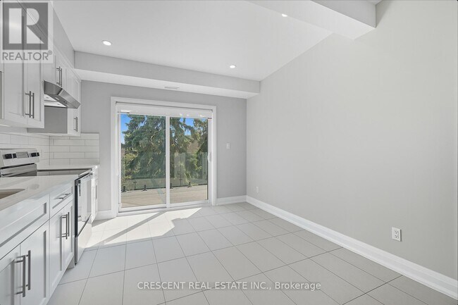 58 Regal Rd in Toronto, ON - Building Photo - Building Photo