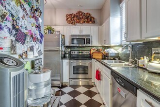 1986 Eastend Dr in Memphis, TN - Building Photo - Building Photo