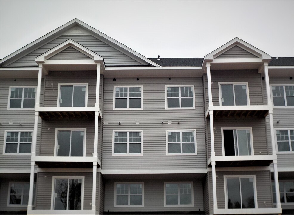 Apartments at Montgomery Crossing in Skillman, NJ - Building Photo