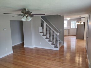 109 Bellwood Rd in Springfield, MA - Building Photo - Building Photo