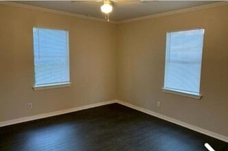 921 N Fitzhugh Ave in Dallas, TX - Building Photo - Building Photo