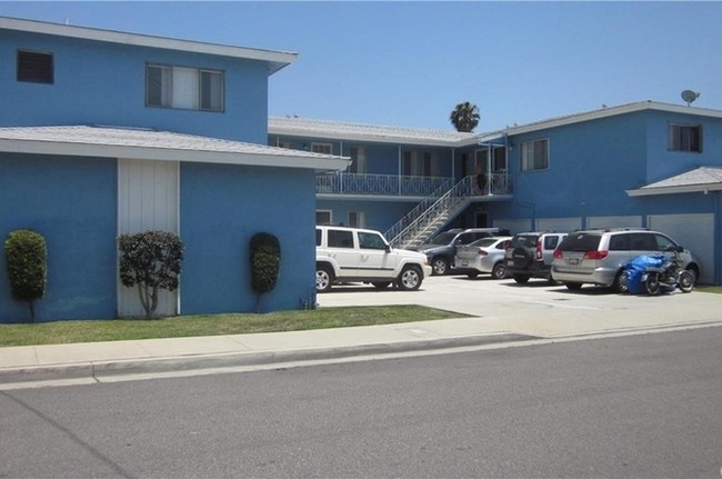 15530 Nuanu Dr in Gardena, CA - Building Photo - Building Photo