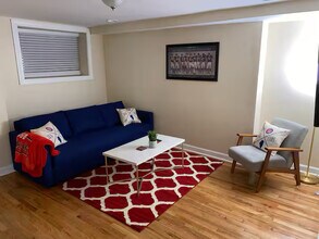 3600 S Giles Ave in Chicago, IL - Building Photo - Building Photo