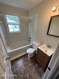 220 York St photo'