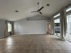 1321 SW 25th St in Cape Coral, FL - Building Photo - Building Photo