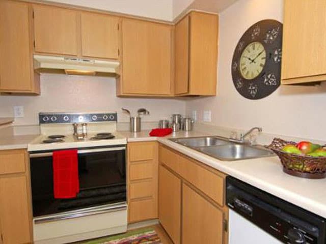 Acacia Pointe in Glendale, AZ - Building Photo - Building Photo