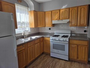 166-40 17th Ave in Queens, NY - Building Photo - Building Photo