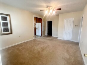 502 E Tombigbee St, Unit A in Florence, AL - Building Photo - Building Photo