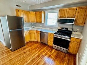 33 Adamson St, Unit 33 Adamson St in Boston, MA - Building Photo - Building Photo