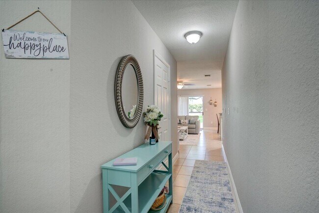 6633 Old Farm Trail in Boynton Beach, FL - Building Photo - Building Photo