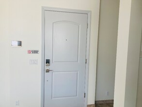 953 Normandie Ave in Los Angeles, CA - Building Photo - Building Photo