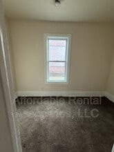 505 W Maple St in Milwaukee, WI - Building Photo - Building Photo