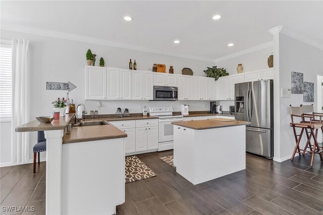 property at 2018 Morning Sun Ln