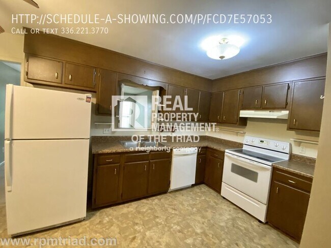 650 Cedarbrook Ct photo'